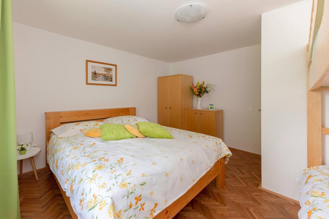 Hisa V Zelenem Apartment Bled Exterior photo